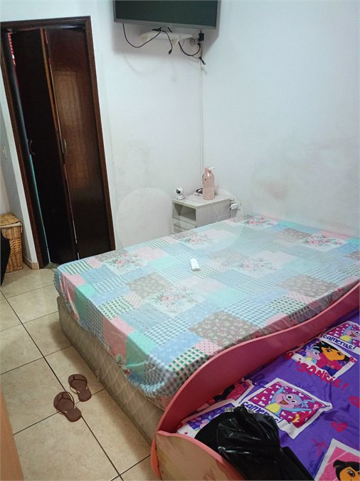 Casa à venda com 3 quartos, sendo 1 suíte, em Cidade Patriarca, São Paulo, SP