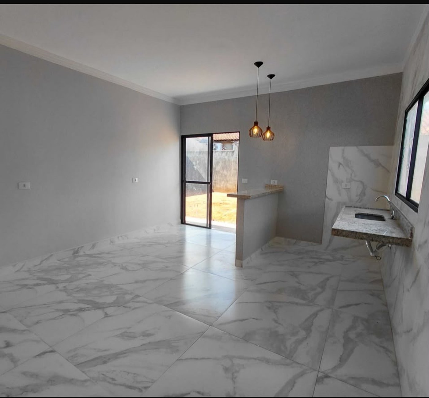 Casa à venda com 3 quartos, sendo 1 suíte,  em Jardim Flamboyant, Três Lagoas, MS