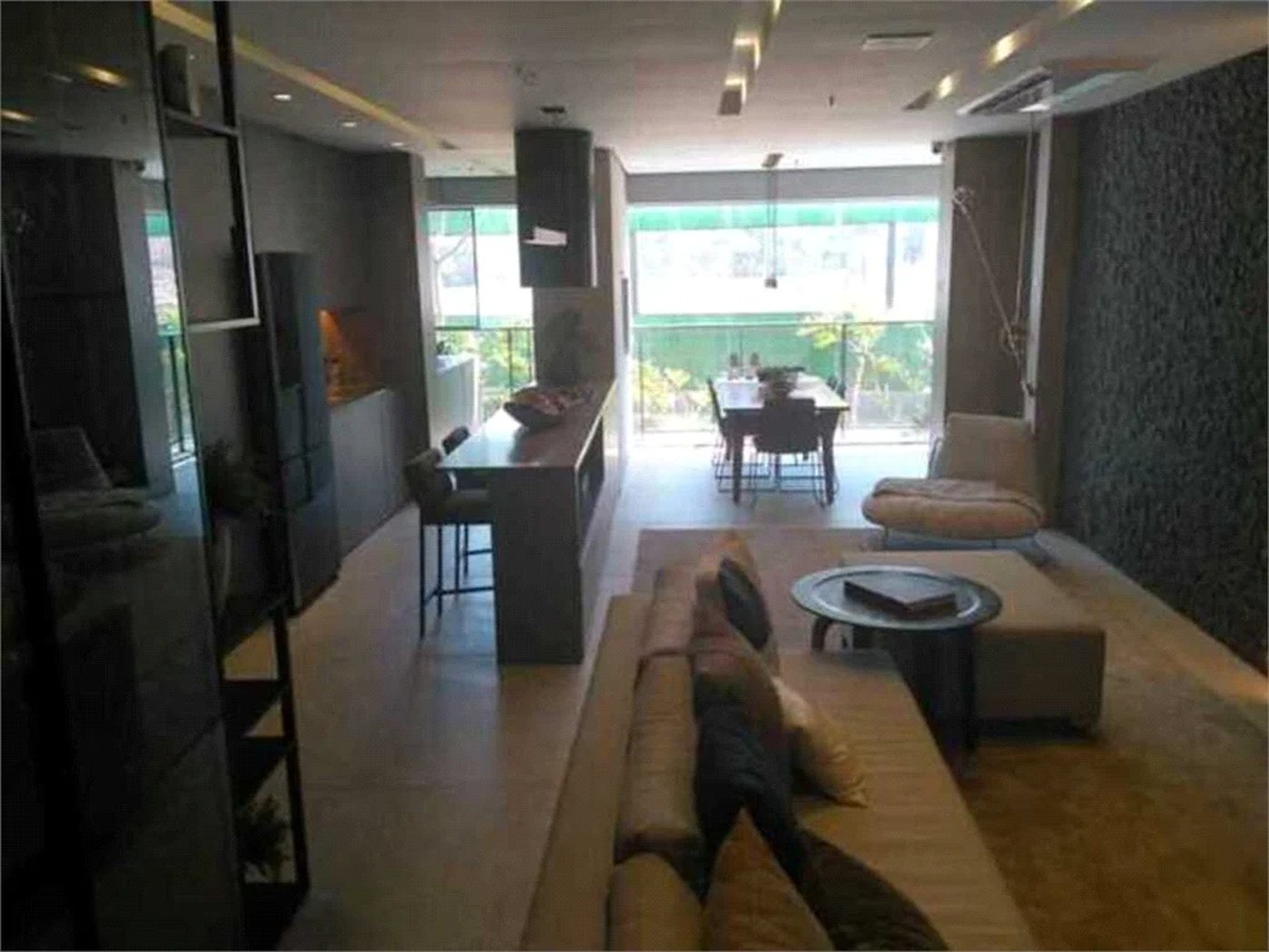 Apartamento à venda com 3 quartos, sendo 1 suíte, em Jardim das Acácias, São Paulo, SP