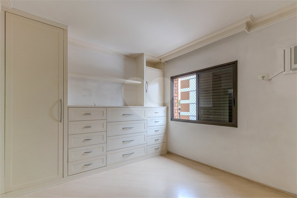 Apartamento à venda com 4 suítes em Moema, São Paulo, SP