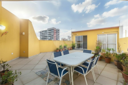 Cobertura à venda com 3 quartos, sendo 1 suíte,  em Pinheiros, São Paulo, SP