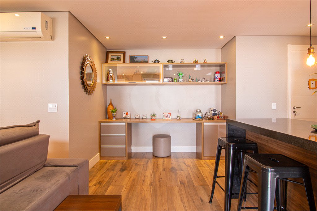Apartamento à venda com 2 quartos, sendo 1 suíte, em Santo Amaro, São Paulo, SP