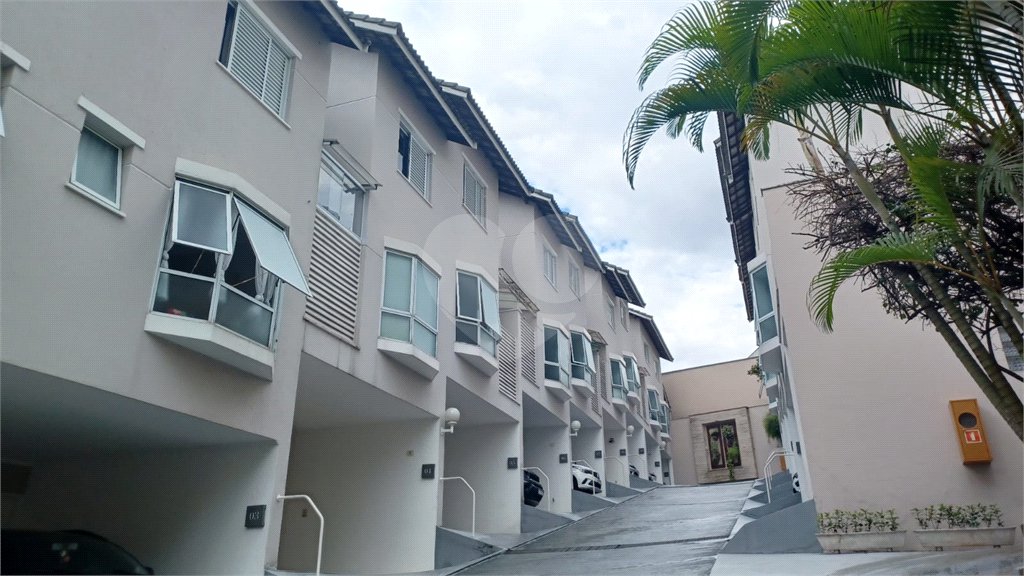 Casa à venda ou para alugar com 3 quartos, sendo 1 suíte, no condomínio Reserva dos Pássaros, São Paulo - SP