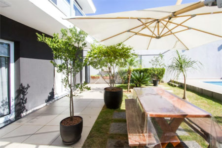 Sobrado à venda com 4 quartos, sendo 1 suíte, em Chácara Santo Antônio (zona Sul), São Paulo, SP