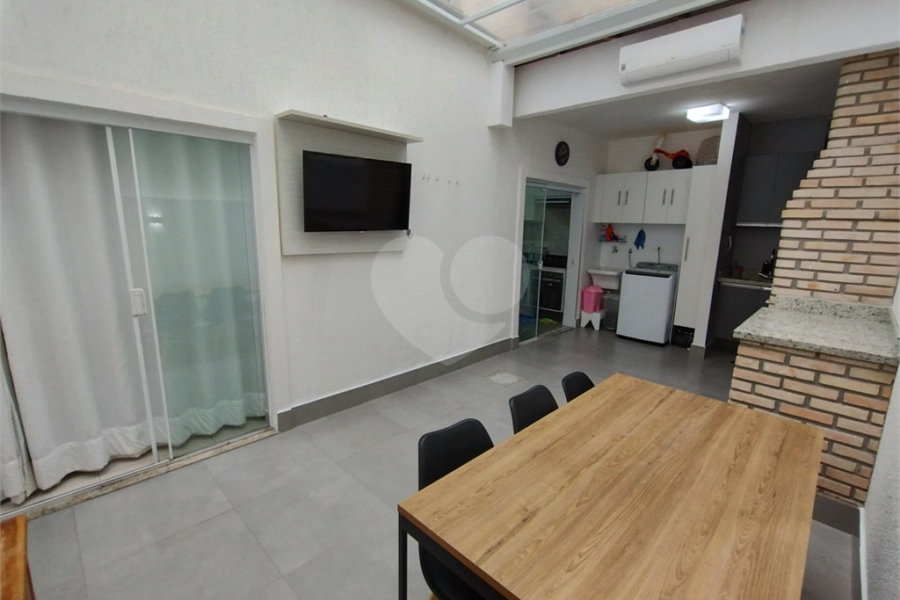 Sobrado à venda com 3 quartos, sendo 1 suíte, em Horto, São Paulo, SP