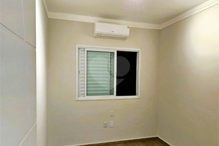 Casa à venda com 3 quartos, sendo 1 suíte, no condomínio Viva Vida, Sorocaba - SP