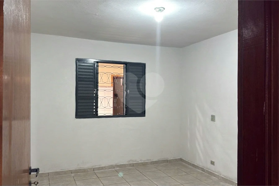 Casa a venda, composta por 2 casas separadas no Jaraguá em Piracicaba - SP.