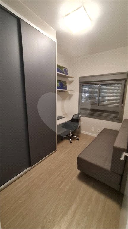 Apartamento com 2 dormitórios e uma suíte, mobilíado no Ibirapuera.