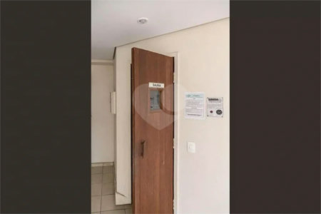 Apartamento à venda na Vila Nova Conceição, mobiliado pronto para morar com varanda e 1 vaga