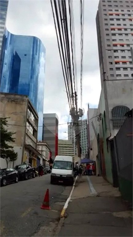 Apartamento na Liberdade para venda