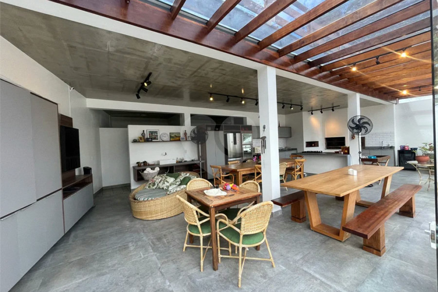 Casa à venda com 5 suítes em Tremembé, São Paulo, SP