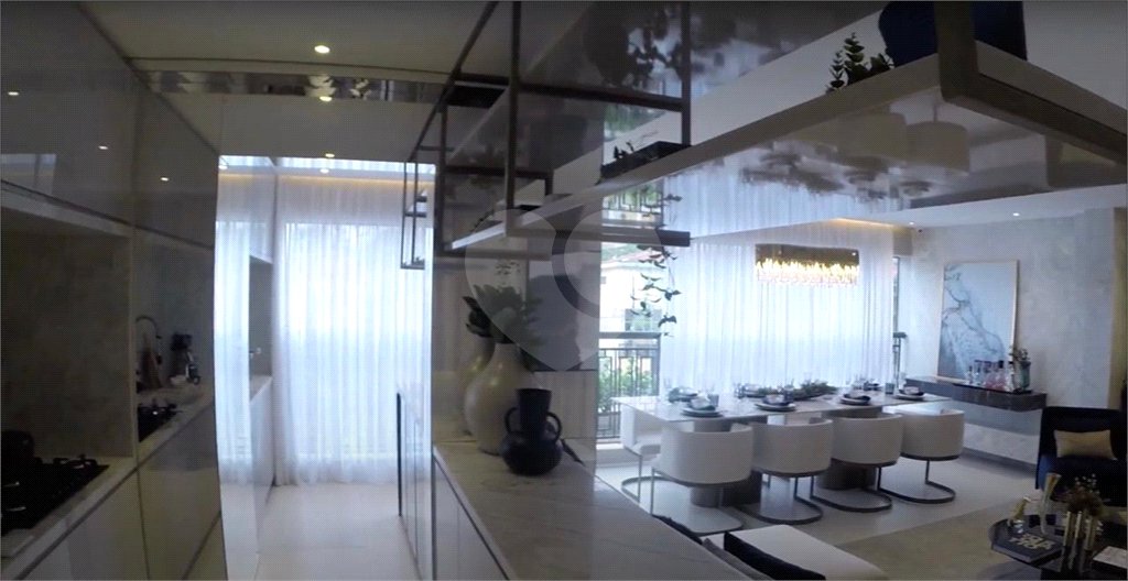 Apartamento à venda com 3 suítes em Jardim Aurélia, São Paulo, SP