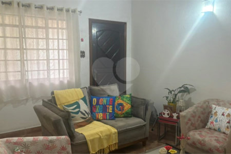 Casa à venda com 3 quartos no Centro, Mogi das Cruzes, SP