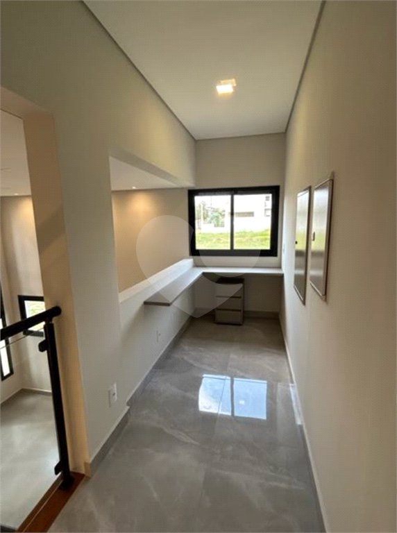 Casa à venda com 3 quartos, sendo 1 suíte, no condomínio Residencial Lagos D Icarai, Salto - SP