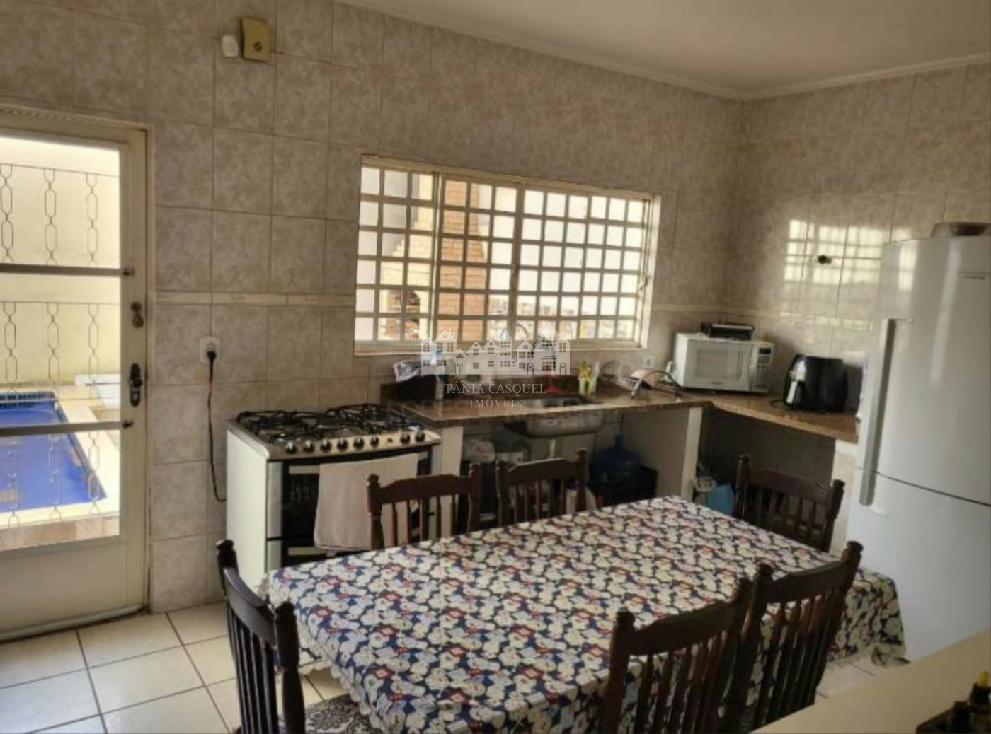 Sobrado à Venda com piscina e próximo à FAAT – Atibaia/SP