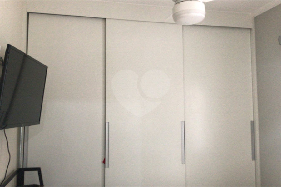 Casa à venda com 3 quartos, sendo 1 suíte,  no condomínio Felipe, São Paulo - SP