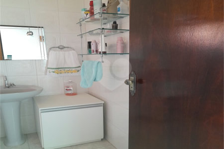 Sobrado à venda com 3 quartos, sendo 1 suíte,  em Vila Medeiros, São Paulo, SP