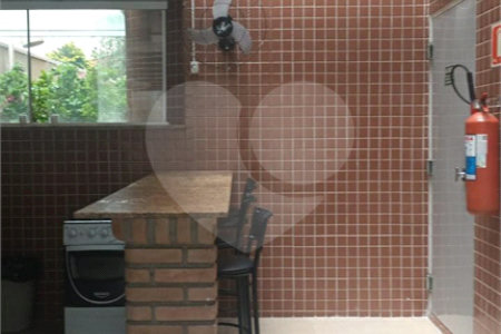 Apartamento à venda com 3 suítes em Vila Bastos, Santo André, SP