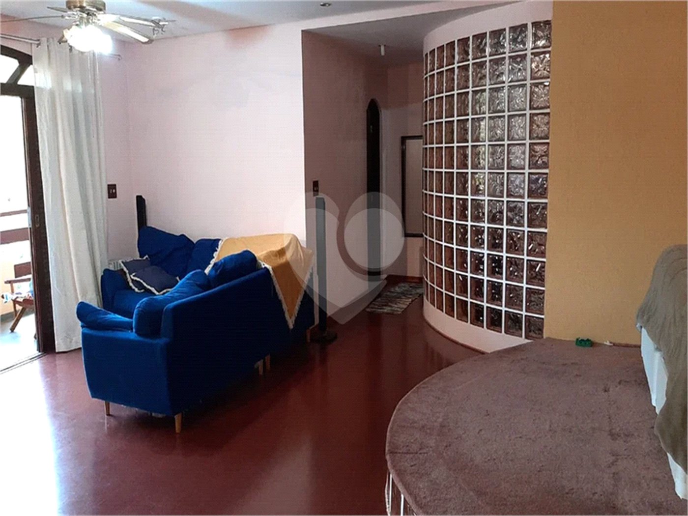 Casa à venda com 6 quartos, sendo 4 suítes, no condomínio Alpes da Cantareira, Mairiporã - SP