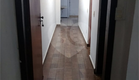 Casa à venda com 3 quartos em Jardim Santa Helena, Itaquaquecetuba, SP