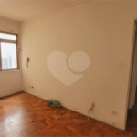 Apartamento à venda com 2 quartos em Aclimação, São Paulo, SP