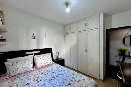 Apartamento à venda com 3 quartos, sendo 1 suíte, em Vila Sofia, São Paulo, SP