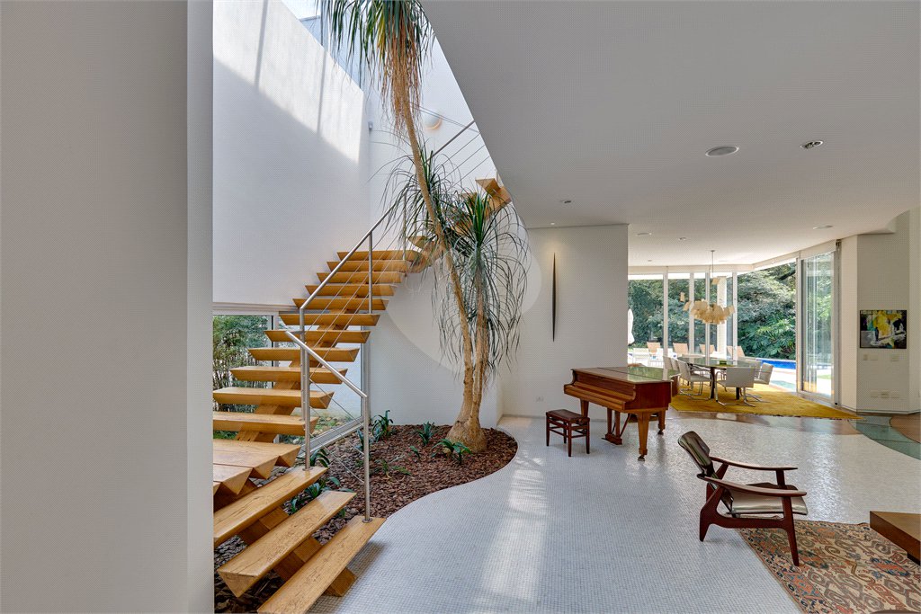 Casa à venda com 5 suítes em Alto da Boa Vista, São Paulo, SP