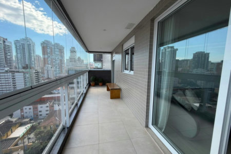 Apartamento com 2 dormitórios à venda, 72 m² por R$ 1.350.000,00 - Gonzaga - Santos/SP