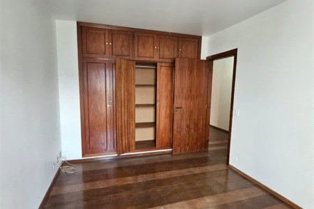 Apartamento à venda com 4 quartos, sendo 2 suítes,  em Jardim Parque Morumbi, São Paulo, SP
