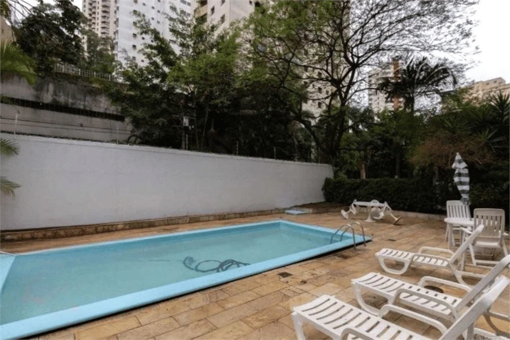 Apartamento à venda com 3 quartos, sendo 1 suíte, em Vila Andrade, São Paulo, SP