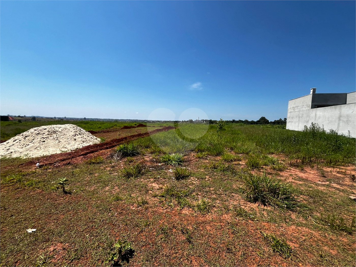Terreno à venda com 3 quartos, sendo 1 suíte,  em Parque Itapê, Itapetininga, SP