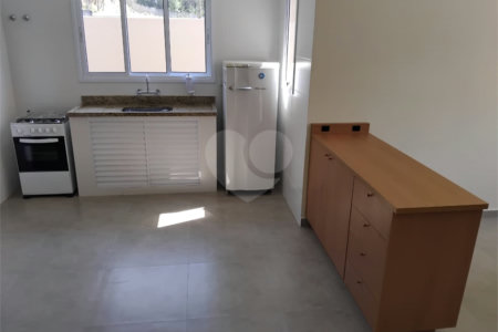 Casa à venda com 3 quartos, sendo 1 suíte,  em Loteamento Jardim Solares, Atibaia, SP