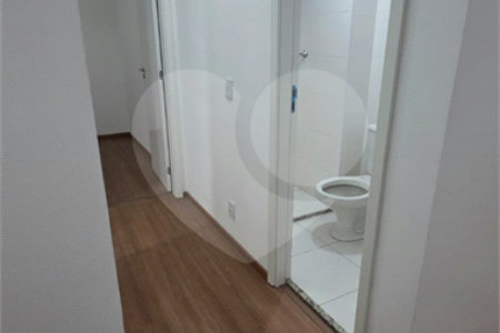 Apartamento à venda com 2 quartos em Vila Zat, São Paulo, SP