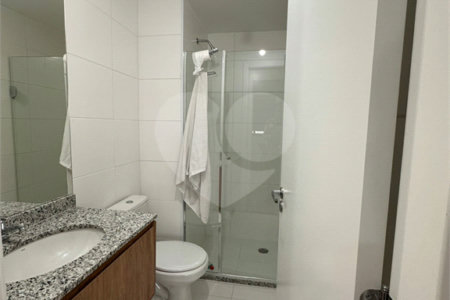 Apartamento à venda com 3 quartos, sendo 1 suíte, em Vila Anastácio, São Paulo, SP