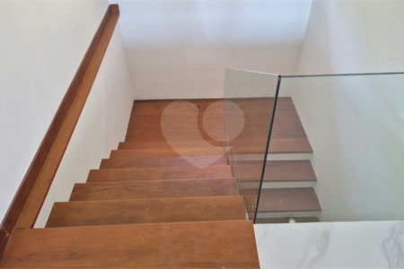 Casa à venda com 8 quartos, sendo 7 suítes, em Ferradura, Armação dos Búzios, RJ