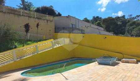 Casa à venda com 3 quartos, sendo 1 suíte,  em Rio Acima, Mairiporã, SP