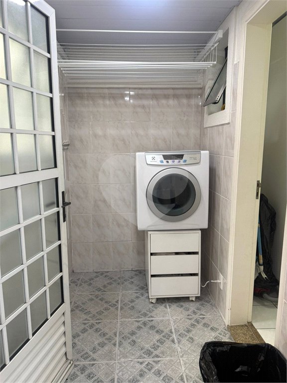 Casa à venda com 3 quartos, sendo 1 suíte, no condomínio Villas de São Francisco, São Paulo - SP