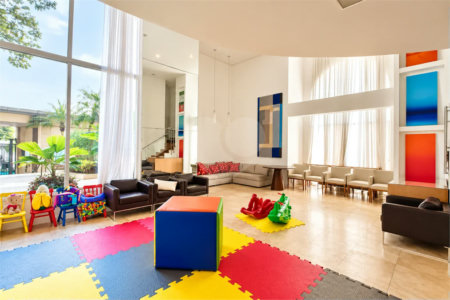 Apartamento à venda com 3 quartos, sendo 1 suíte, em Jardim das Acácias, São Paulo, SP