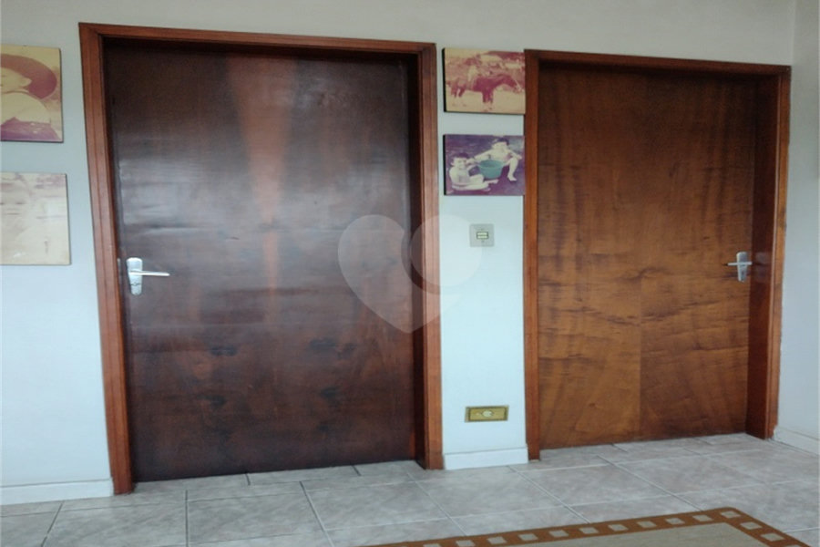 Sobrado à venda com 3 quartos em Tremembé, São Paulo, SP