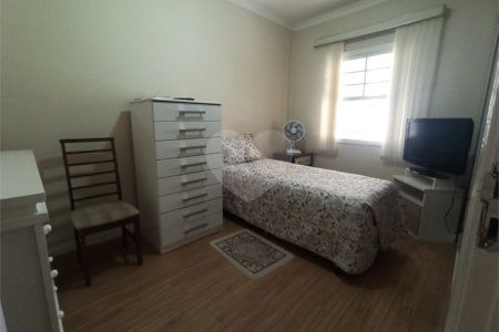 Casa à venda com 3 quartos, sendo 2 suítes, em Parada Inglesa, São Paulo, SP