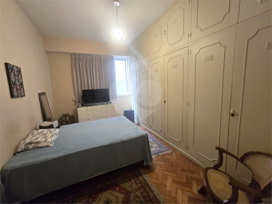 Apartamento à venda com 4 quartos, sendo 1 suíte, em Copacabana, Rio de Janeiro, RJ