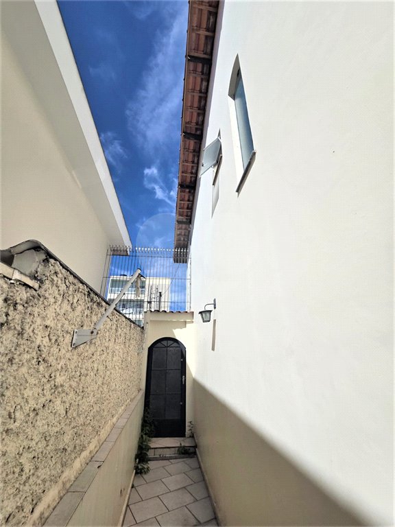 Sobrado à venda ou para alugar com 3 quartos, sendo 2 suítes,  em Vila Lucia, São Paulo, SP