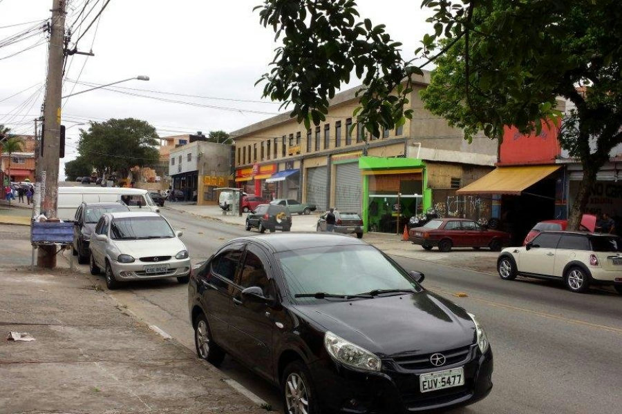 Casa à venda com 3 quartos, sendo 1 suíte, em Itaquera, São Paulo, SP