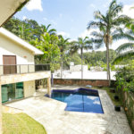 Casa com 4 quartos e ótimo espaço em local nobre no Alto da Boa Vista