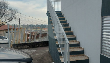 Sobrado à venda com 4 quartos em Capela, Vinhedo, SP