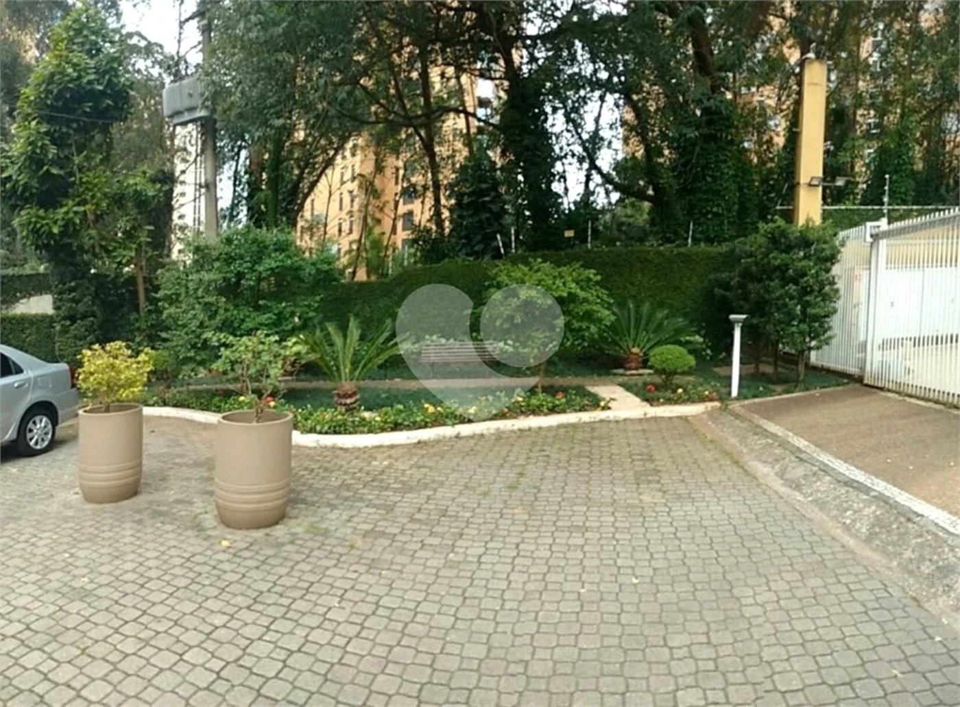 Duplex à venda com 3 quartos, sendo 1 suíte, em Vila Andrade, São Paulo, SP