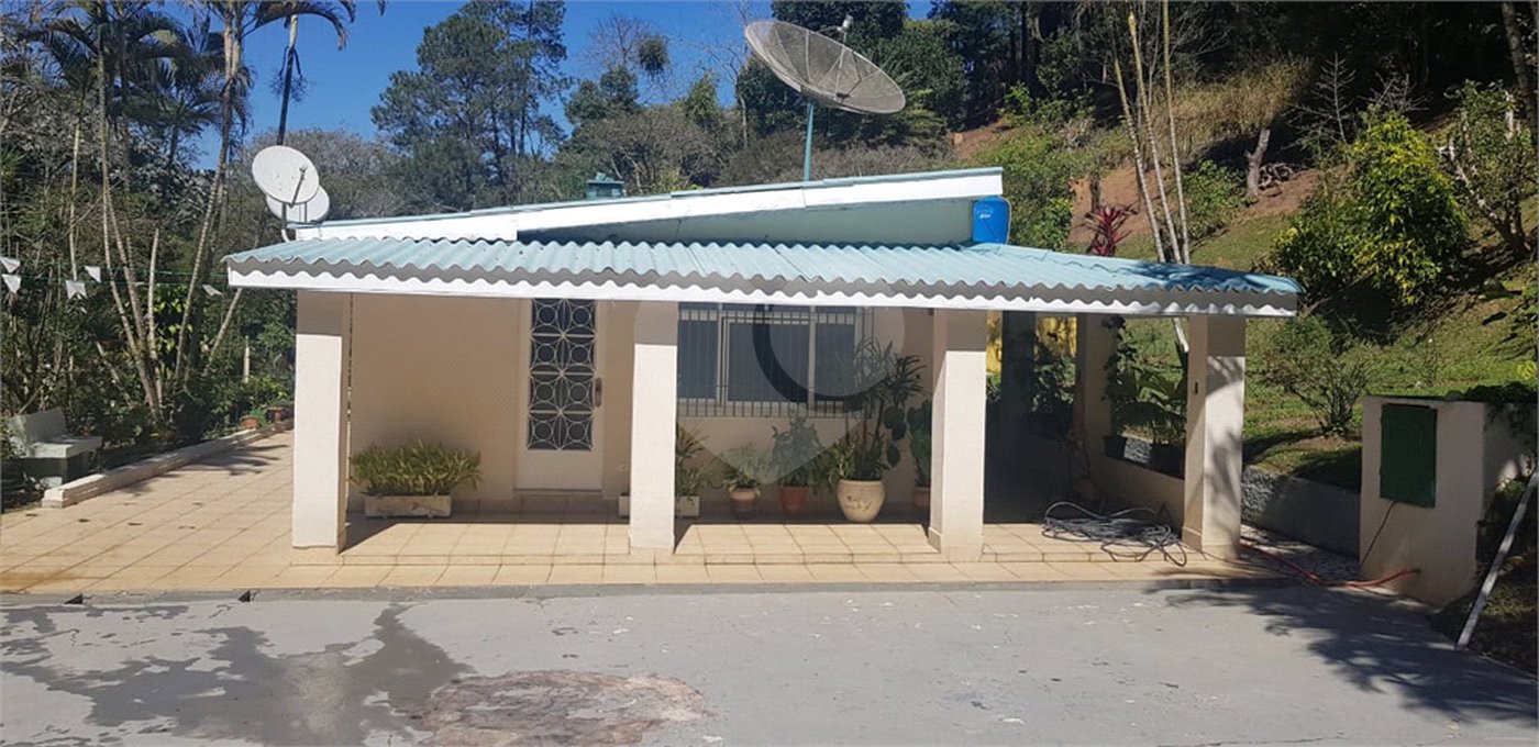 Casa à venda com 5 quartos, sendo 1 suíte,  em Taboão, Mogi das Cruzes, SP