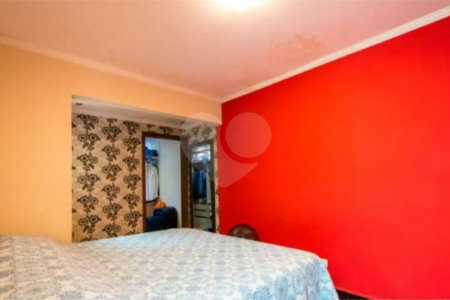 Sobrado com 150m² , 3 dormitórios , sendo 1 suíte , 1 vaga , à venda no centro de Santo André.