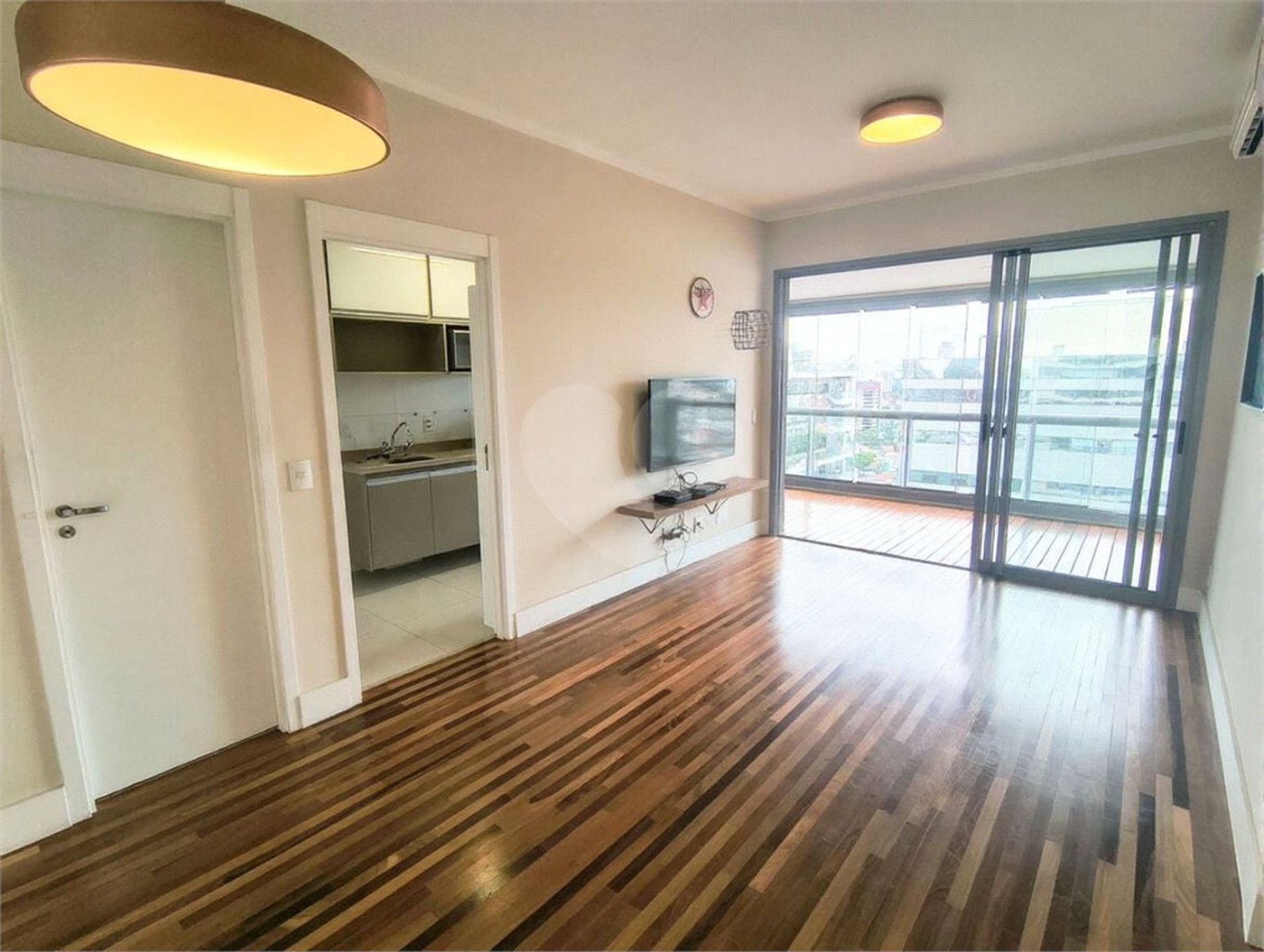 Apartamento à venda com 2 quartos, sendo 1 suíte, em Santo Amaro, São Paulo, SP