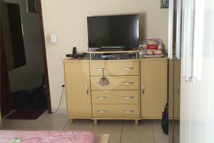 Sobrado à venda com 2 quartos no Brasilândia, São Paulo, SP